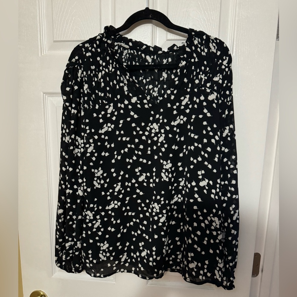 Black and white blouse